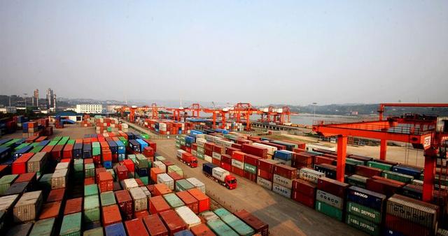 在国际物流运输中关于国际海运集装箱的发放与交接