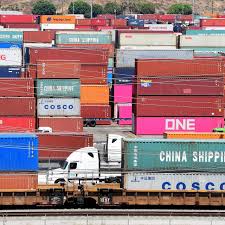 拜登表示成功避免圣诞节供应链危机；美国宣布拨款2.3亿美元用于加速港口货物流通