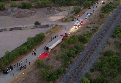 非法移民“扒火车”数量激增，墨西哥部分