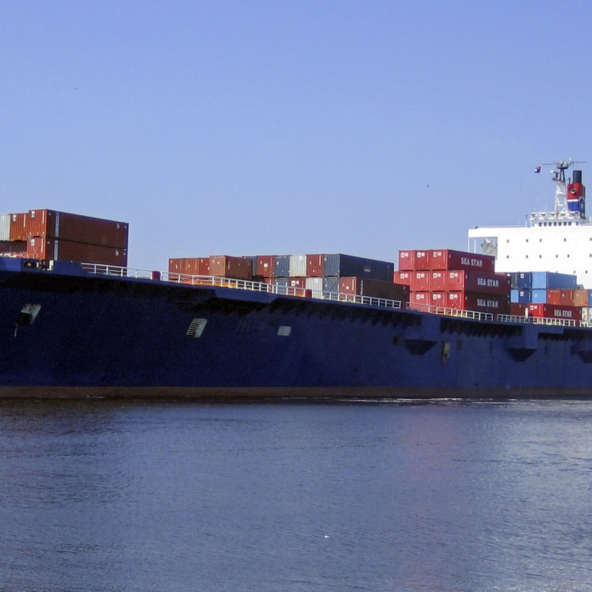 一中国货船在澳洲海域非法排放 船东、船长