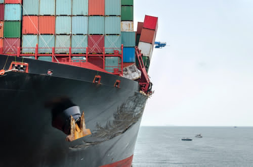 突发！跨境物流一集装箱船在孟加拉国海域掉落43个集装箱