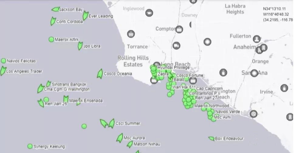 洛杉矶长滩港外超43万teu货物等待卸