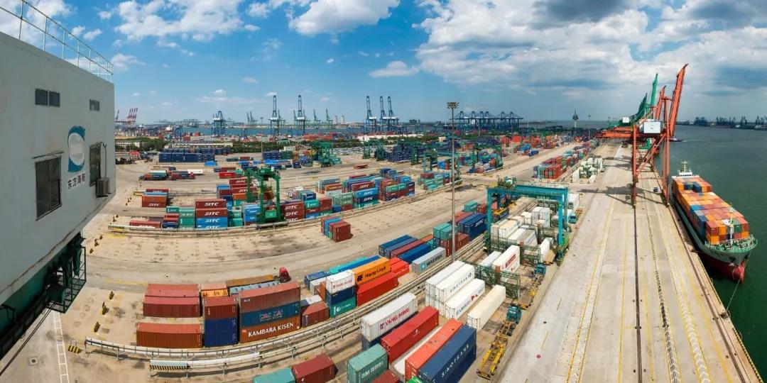 天津港所有集装箱码头将实现内外贸集装箱同船运输