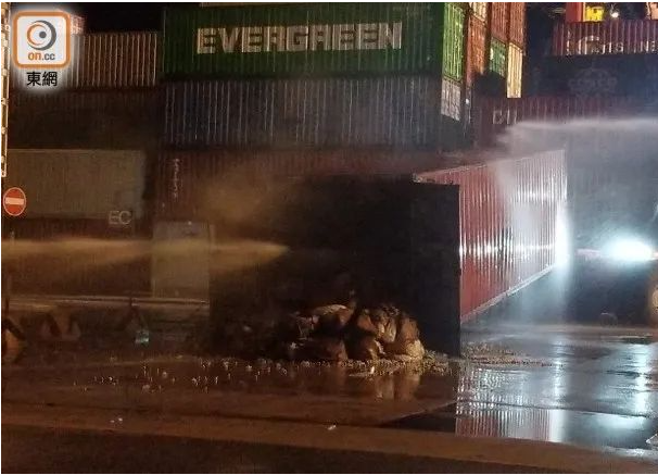 香港葵涌码头一集装箱起火，“罪魁祸首”又是它！