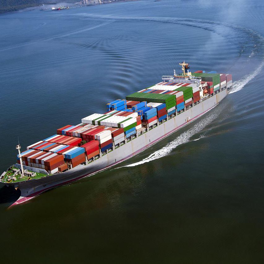 厦门港实现危险货物与普通货物集装箱混堆